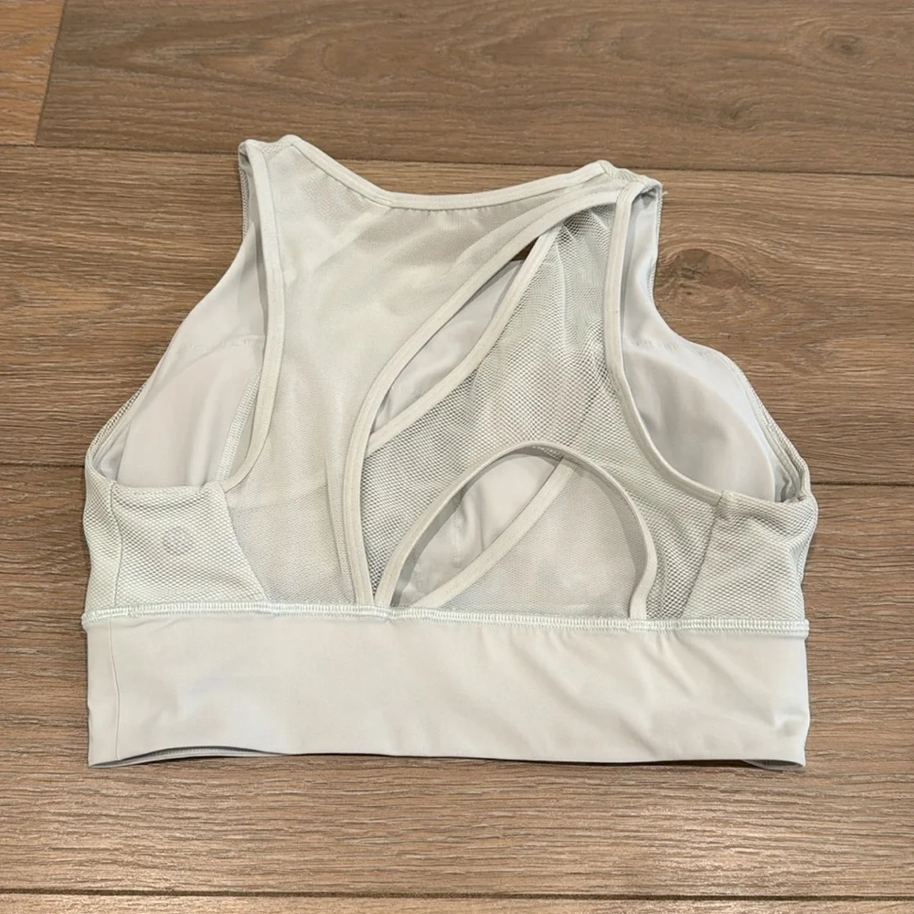 LULULEMON Island Mist Green Set Challenger Active High Neck‎ Training Bra Size 8